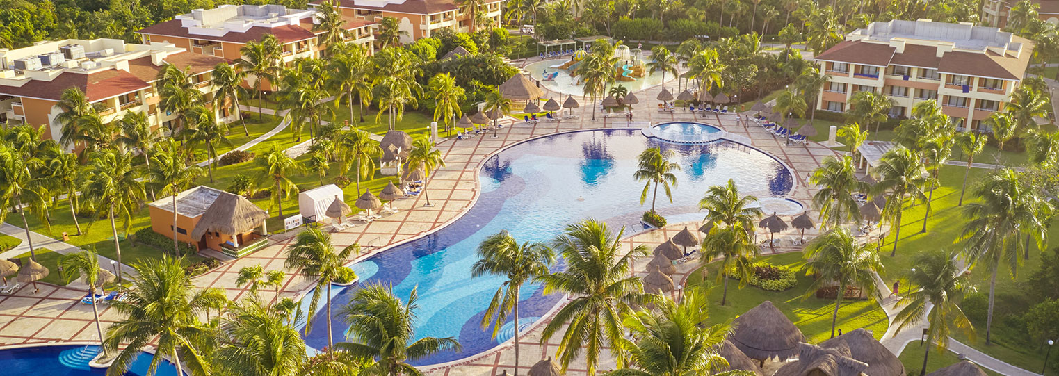 Vacation at the Grand Coba Hotel in Riviera Maya