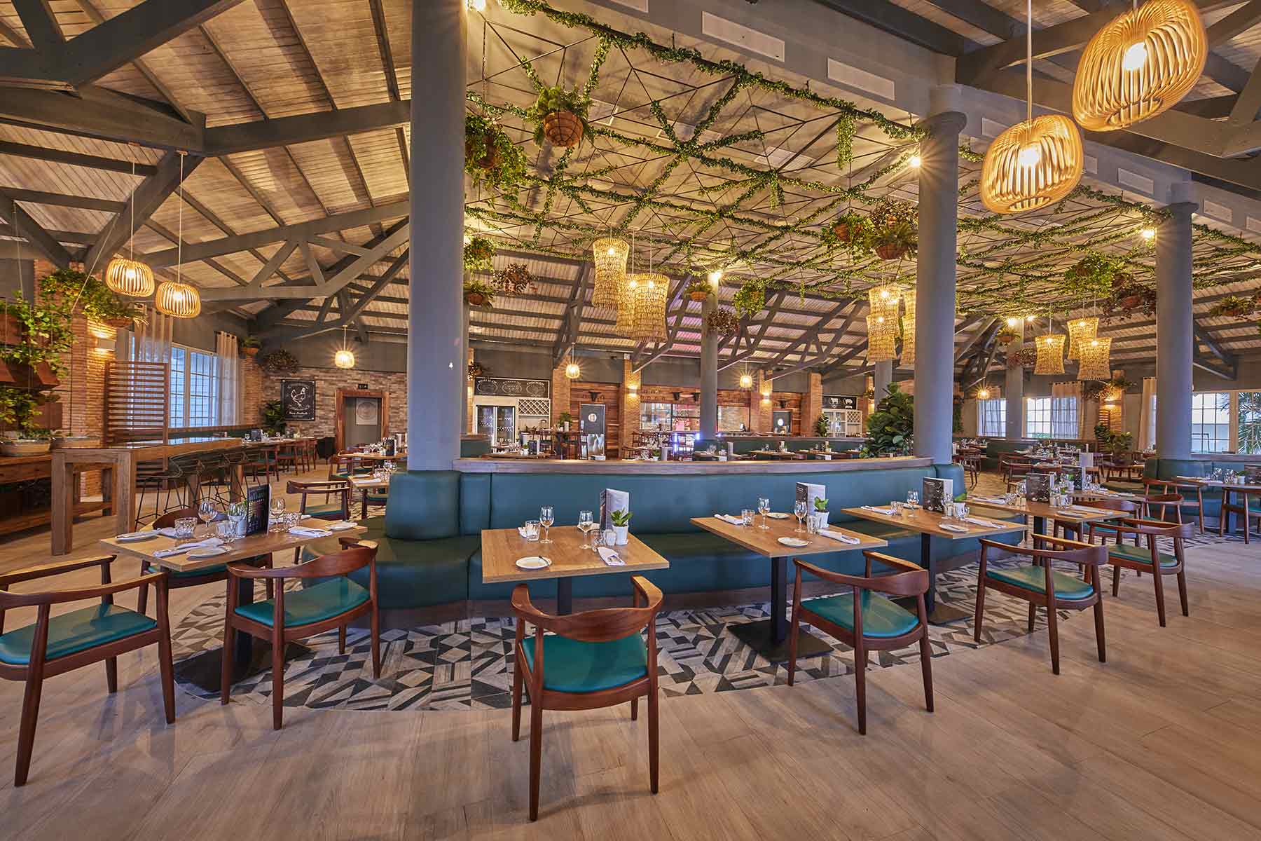 Gastronomy at Luxury Bahia Principe Ambar Don Pablo Collection