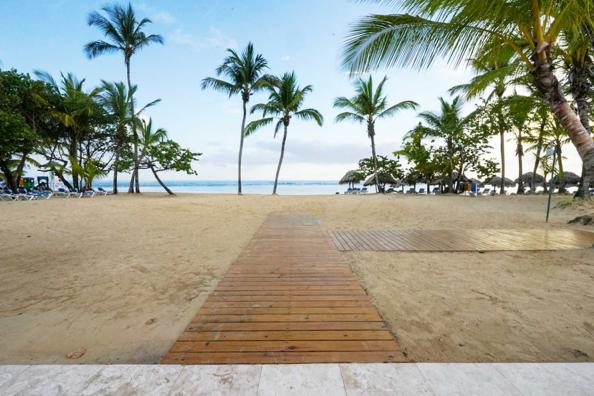 Beach Grand Bahia Principe El Portillo