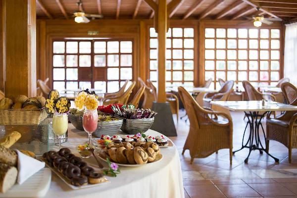 Jazmin Buffet at Luxury Bahia Principe Esmeralda Don Pablo Collection