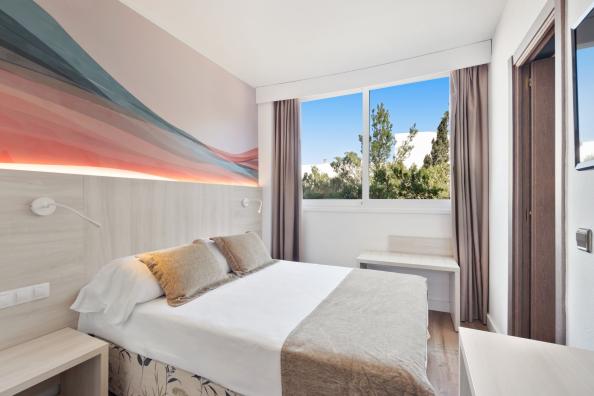 Standard Room at Bahia Principe Coral Playa 1